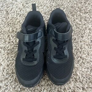 Nike Kids Black Sneakers